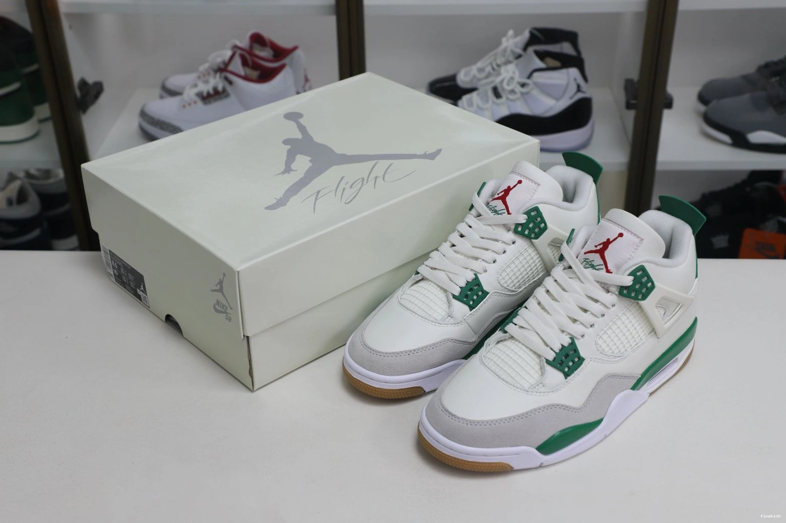 SB AIR RETRO GREEN' 'PINE JORDAN NIKE 4 X 0801